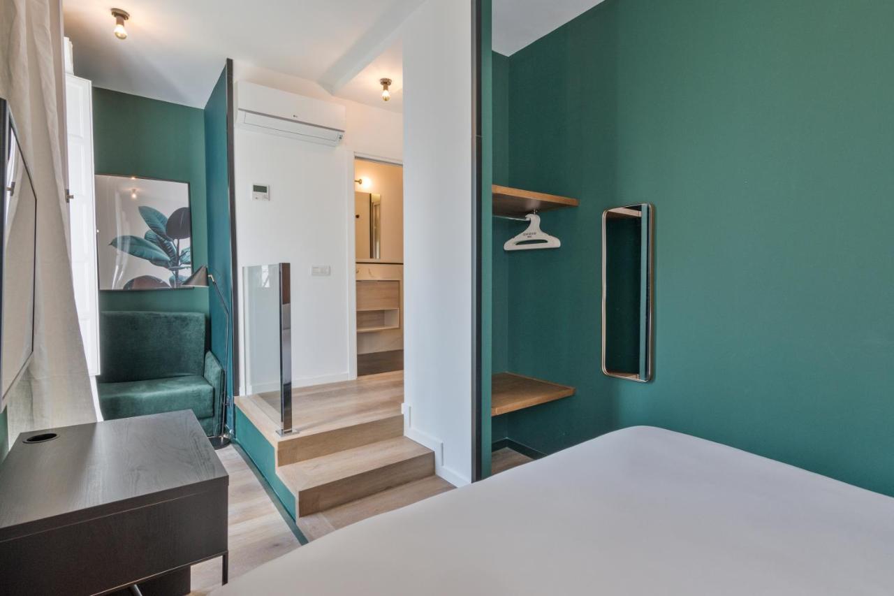 Uma Suites Atocha Madrid Extérieur photo